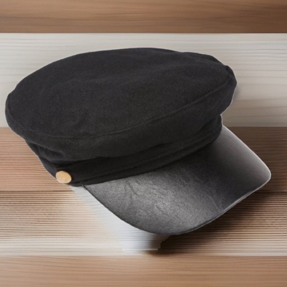 Vintage Style Black Baker Boy Hat ❌🙏🥰 Price has to be firm❌🙏🥰 - Picture 3 of 5